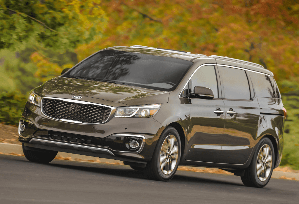 Used Kia Sedona or Dodge Grand Caravan: Which One is Better?