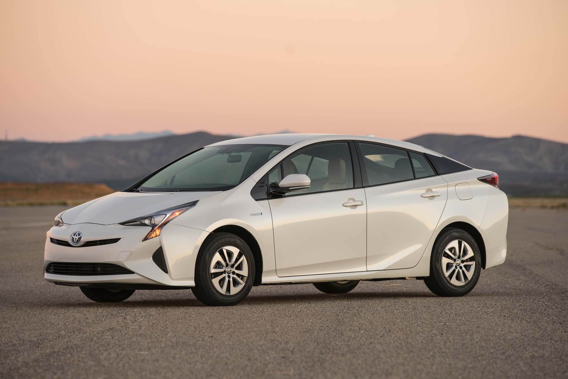 Occasion beaucage voitures electriques usagees toyota prius