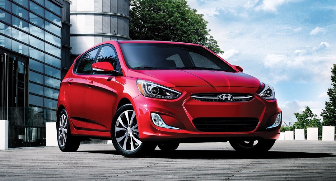 Vue en contre bas de la Hyundai Accent 2019