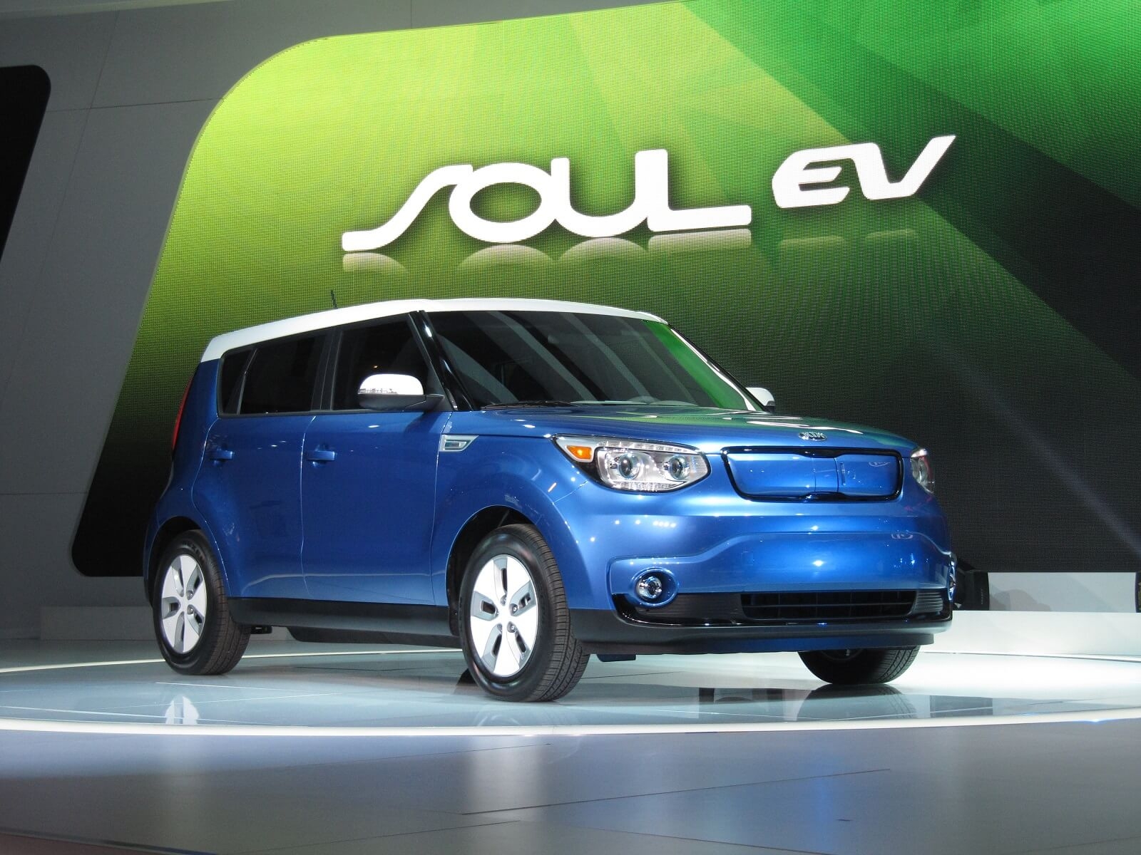 Occasion beaucage voitures electriques usagees kia soul ev